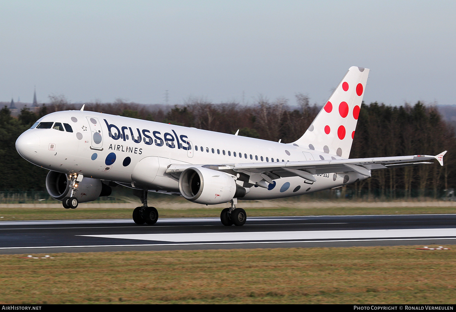 Aircraft Photo of OO-SSJ | Airbus A319-111 | Brussels Airlines | AirHistory.net #676998