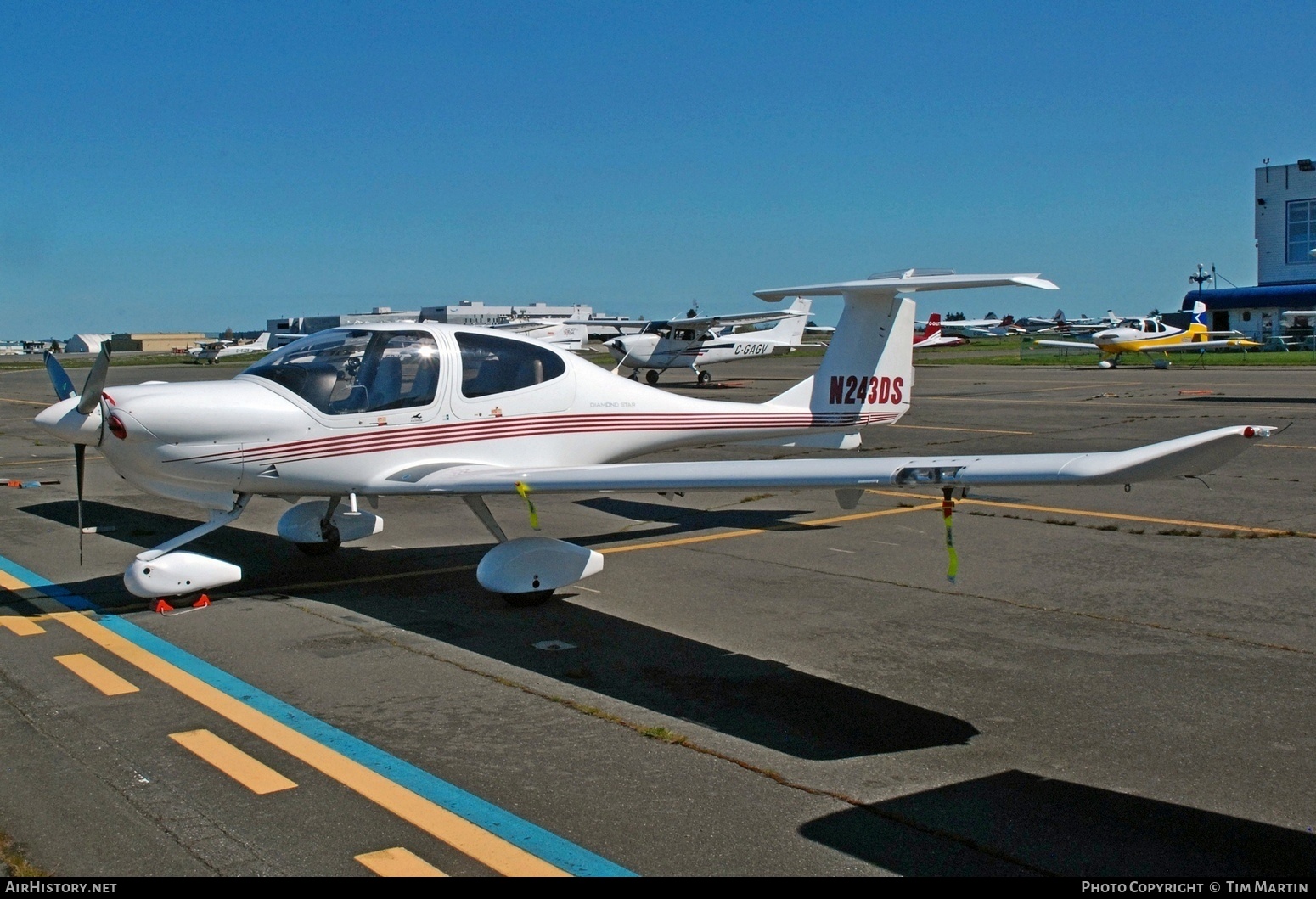 Aircraft Photo of N243DS | Diamond DA-40 Diamond Star | AirHistory.net #677009