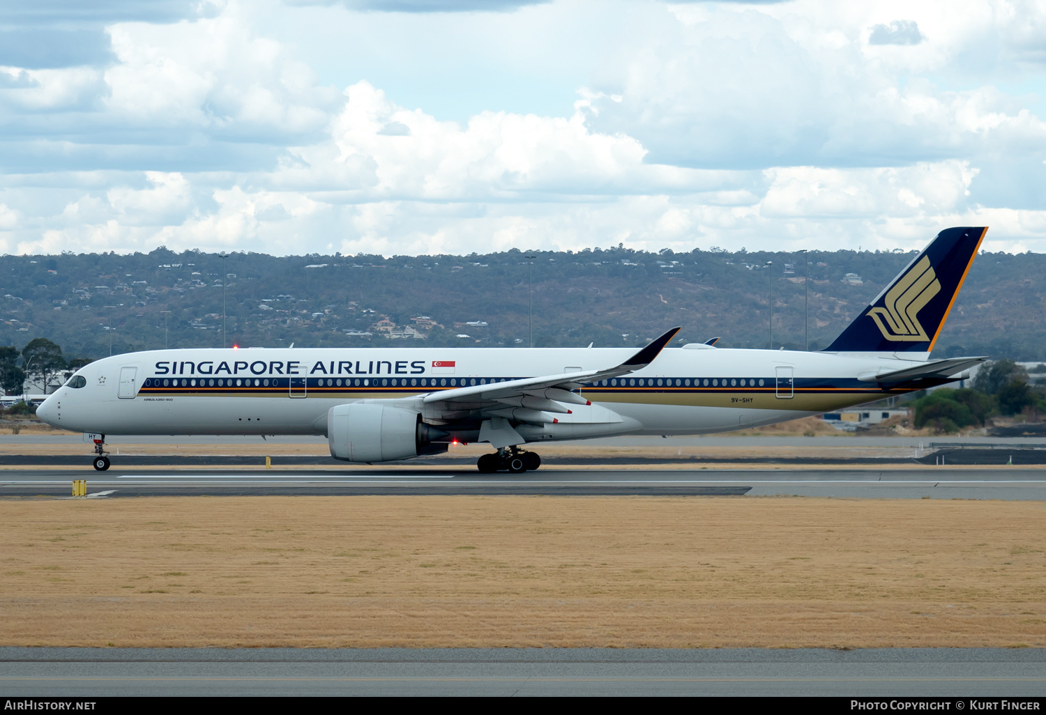 Aircraft Photo of 9V-SHY | Airbus A350-941 | Singapore Airlines | AirHistory.net #677102