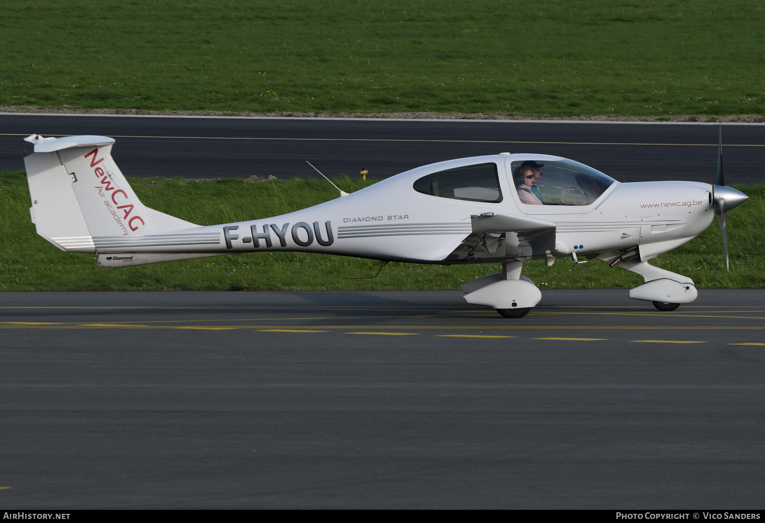 Aircraft Photo of F-HYOU | Diamond DA40 Diamond Star | New CAG Air Academy | AirHistory.net #677112