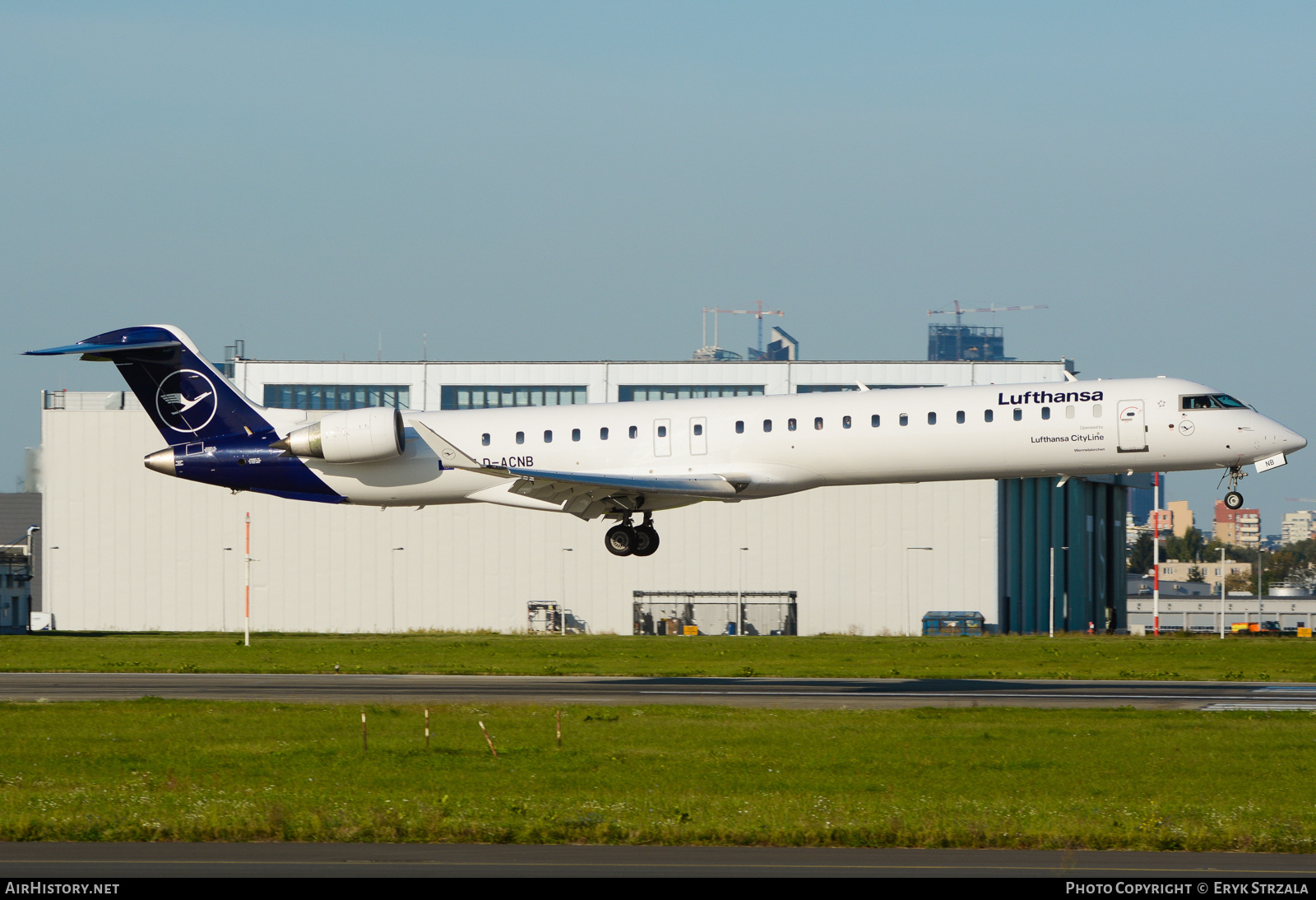 Aircraft Photo of D-ACNB | Bombardier CRJ-900 NG (CL-600-2D24) | Lufthansa | AirHistory.net #677195