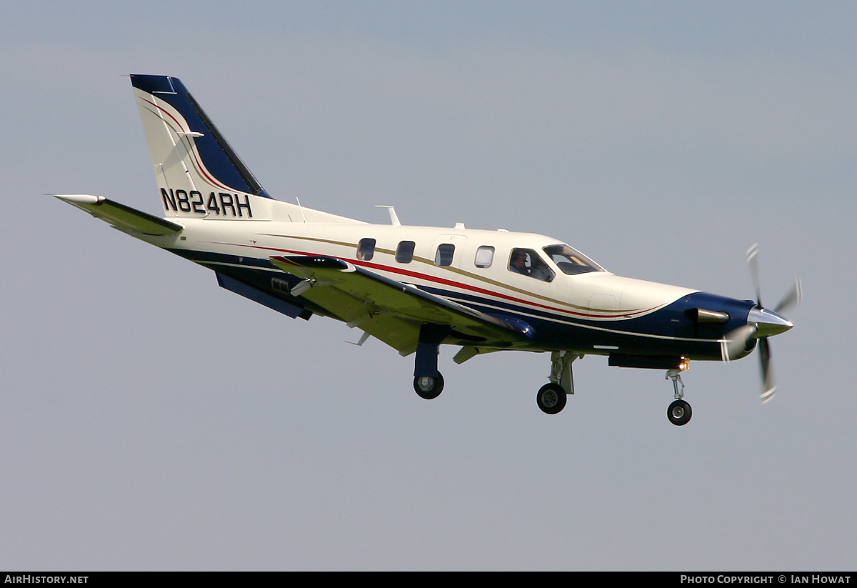 Aircraft Photo of N824RH | Socata TBM-850 (700N) | AirHistory.net #677255
