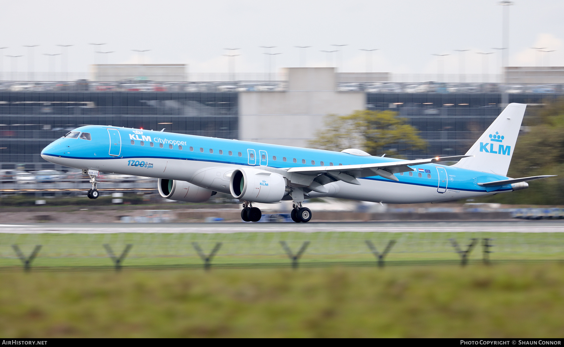 Aircraft Photo of PH-NXM | Embraer 195-E2 (ERJ-190-400) | KLM Cityhopper | AirHistory.net #677261