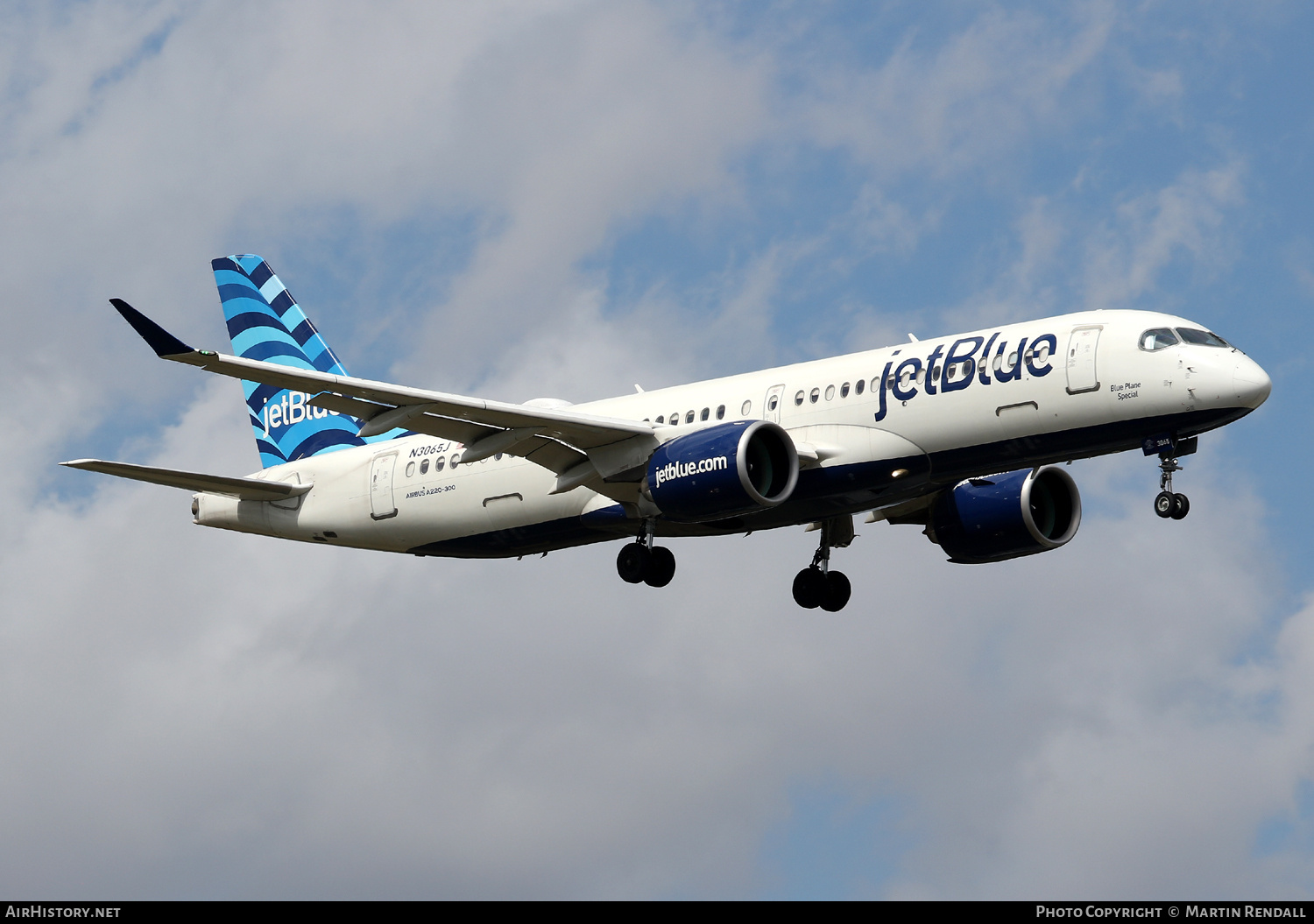 Aircraft Photo of N3065J | Airbus A220-371 (BD-500-1A11) | JetBlue Airways | AirHistory.net #677269