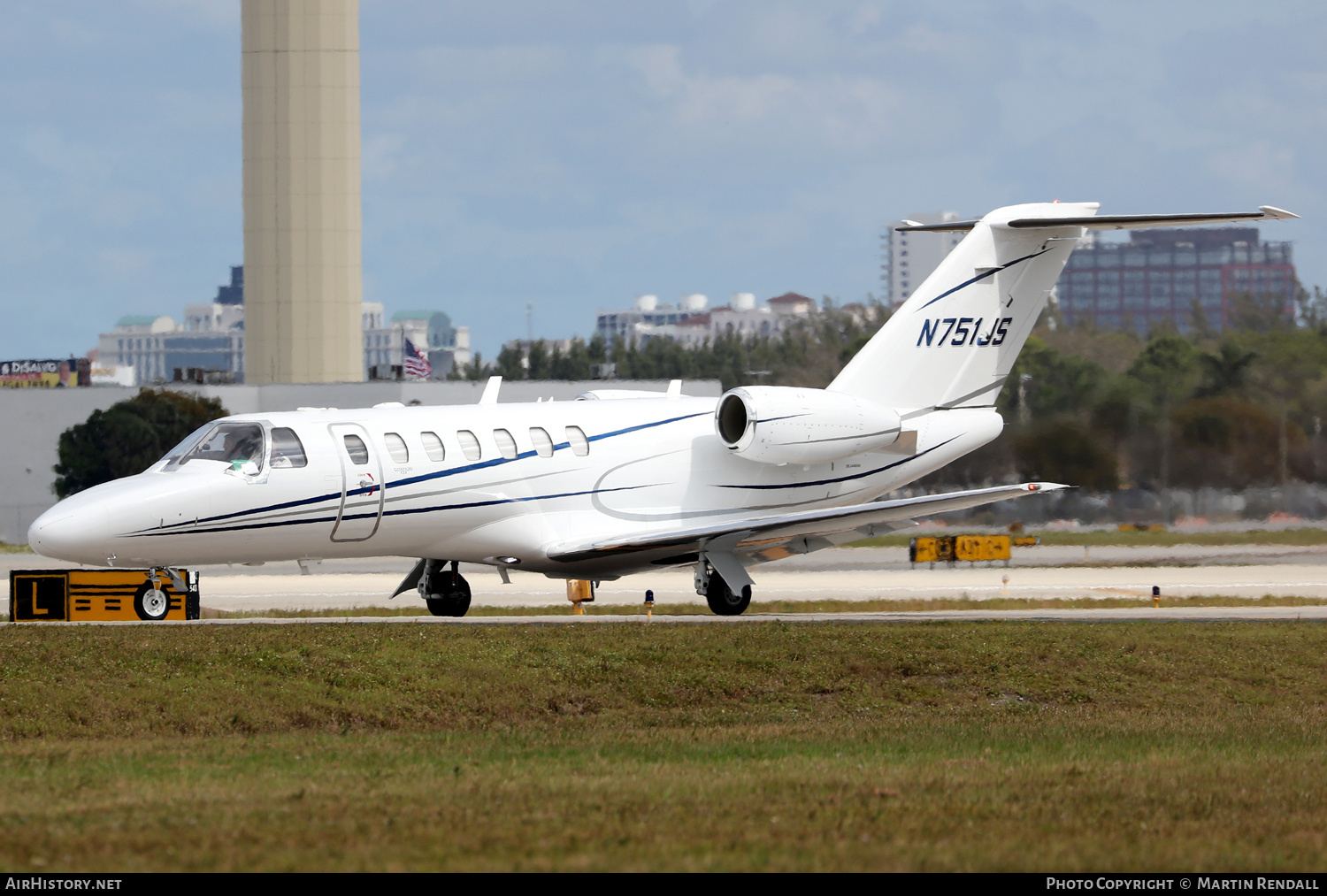 Aircraft Photo of N751JS | Cessna 525B CitationJet CJ3 | AirHistory.net #677294