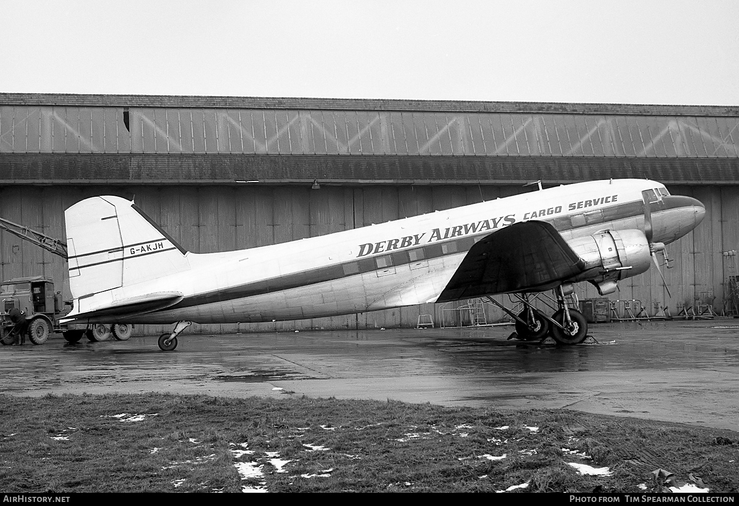 Aircraft Photo of G-AKJH | Douglas C-47A Skytrain | Derby Airways | AirHistory.net #677297