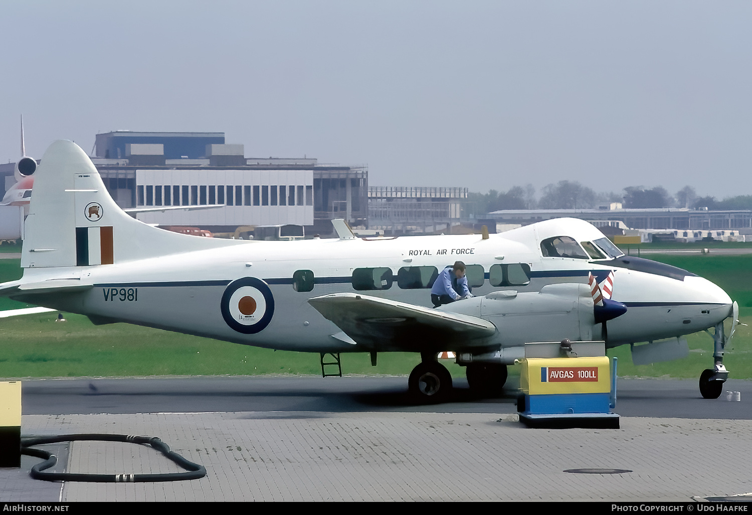 Aircraft Photo of VP981 | De Havilland D.H. 104 Devon C2/2 | UK - Air Force | AirHistory.net #677323