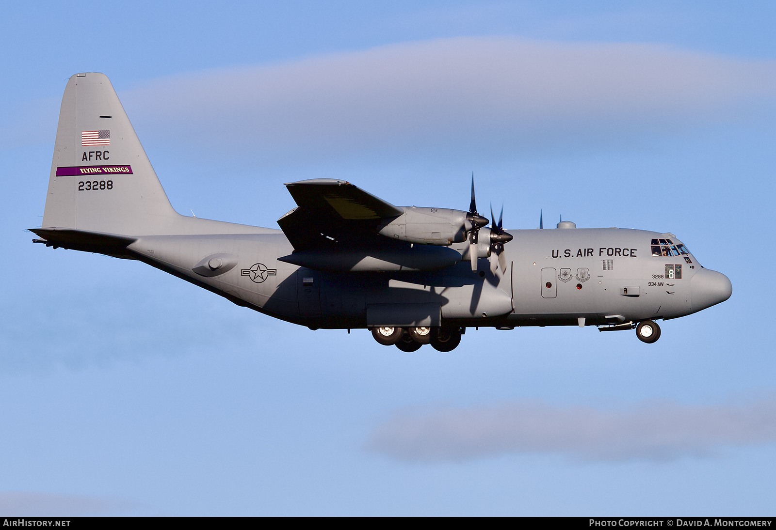 Aircraft Photo of 92-3288 / 23288 | Lockheed C-130H Hercules | USA - Air Force | AirHistory.net #677406