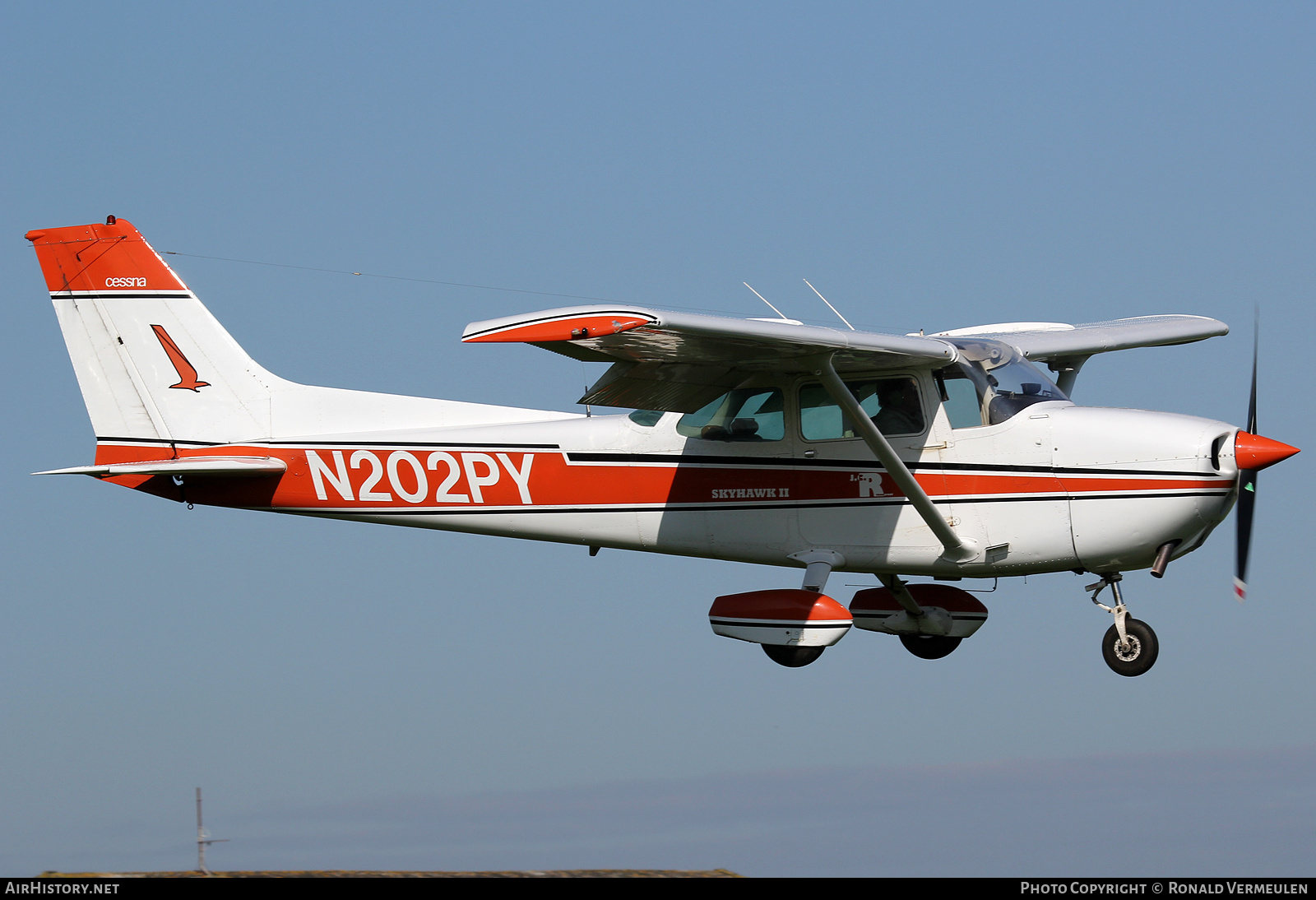Aircraft Photo of N202PY | Cessna 172N Skyhawk II | JCR Transport | AirHistory.net #677425