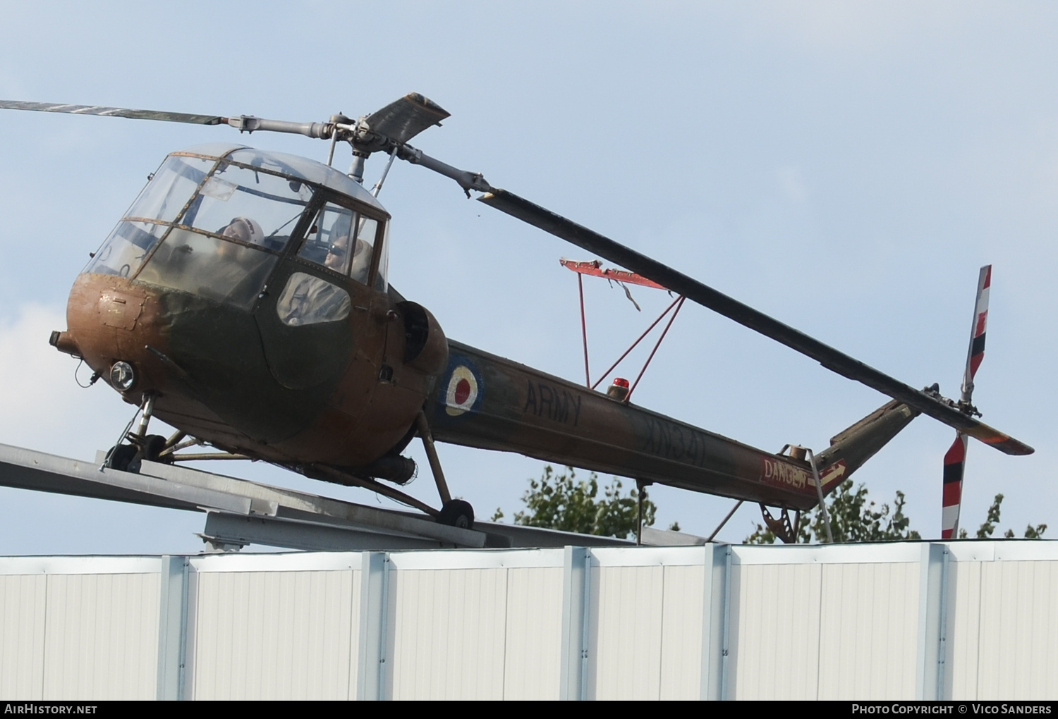 Aircraft Photo of XN341 | Saunders-Roe Skeeter AOP12 | UK - Army | AirHistory.net #677530