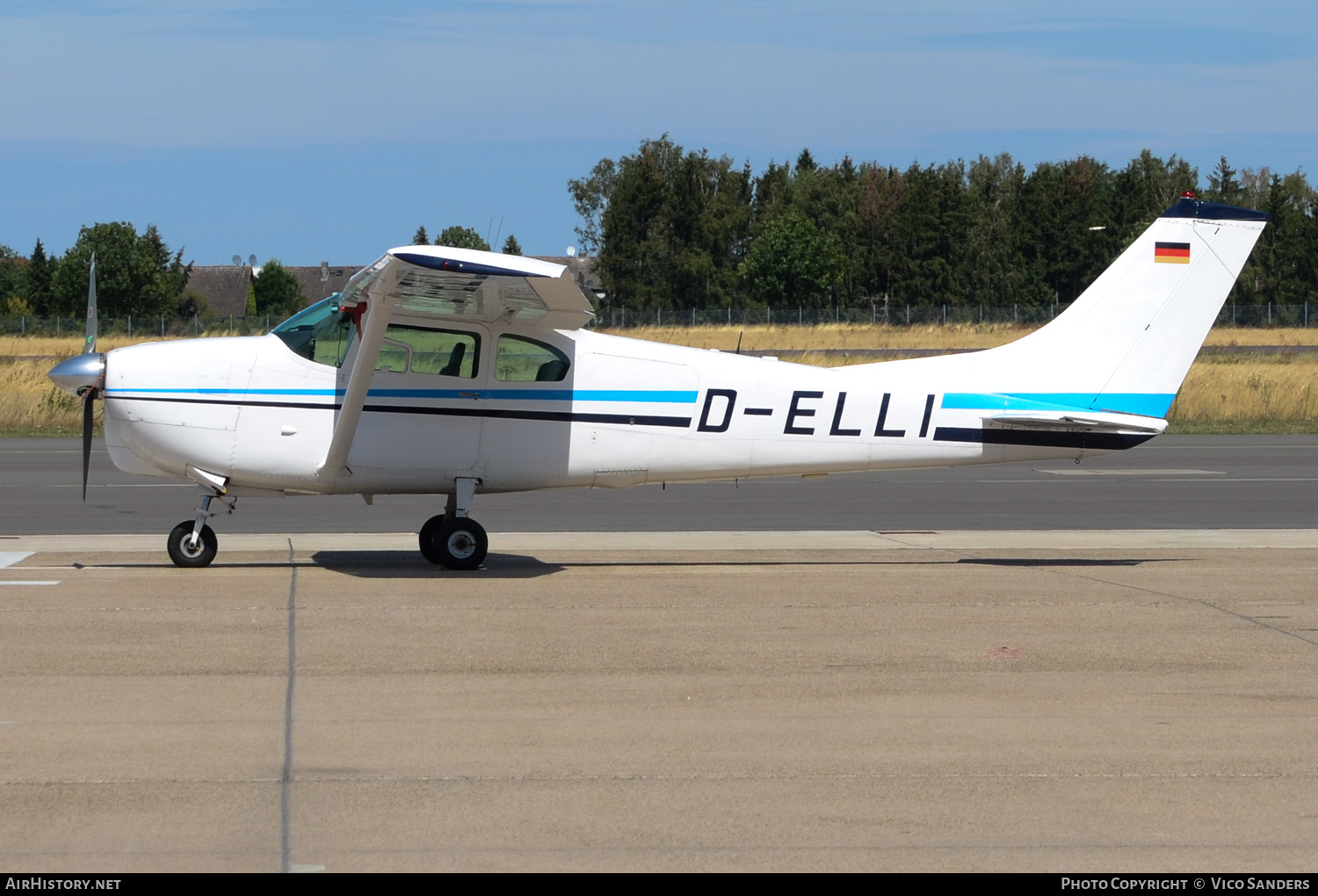 Aircraft Photo of D-ELLI | Cessna 210A | AirHistory.net #677537