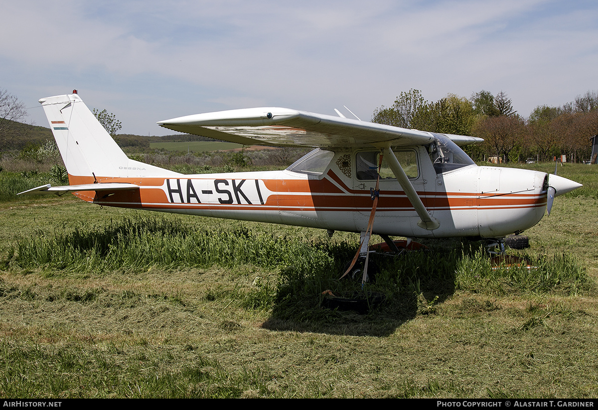 Aircraft Photo of HA-SKI | Cessna 150G | AirHistory.net #677552
