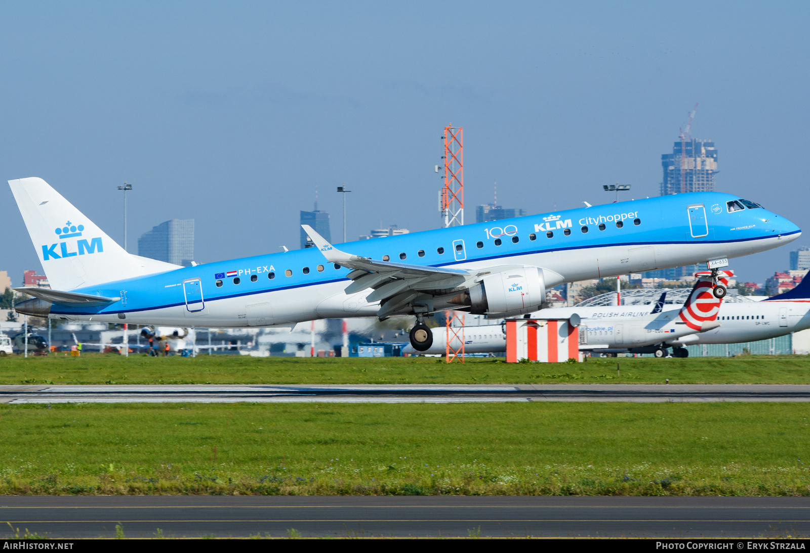 Aircraft Photo of PH-EXA | Embraer 190STD (ERJ-190-100STD) | KLM Cityhopper | AirHistory.net #677623