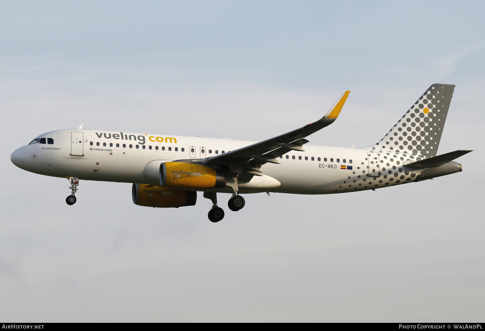 Aircraft Photo of EC-MKO | Airbus A320-232 | Vueling Airlines | AirHistory.net #677636