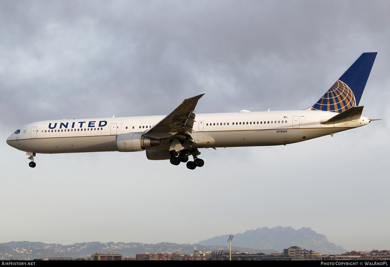 Aircraft Photo of N78060 | Boeing 767-424/ER | United Airlines | AirHistory.net #677647