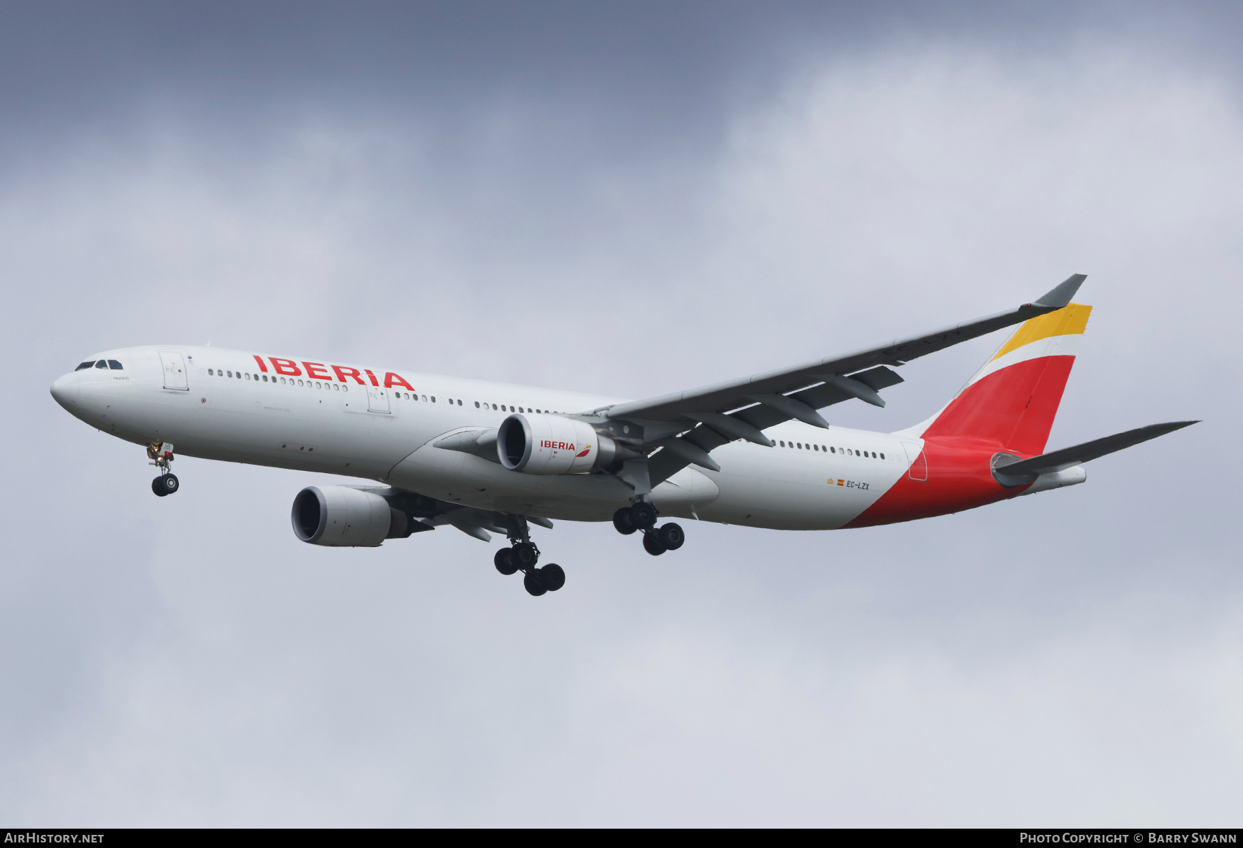 Aircraft Photo of EC-LZX | Airbus A330-302 | Iberia | AirHistory.net #677656