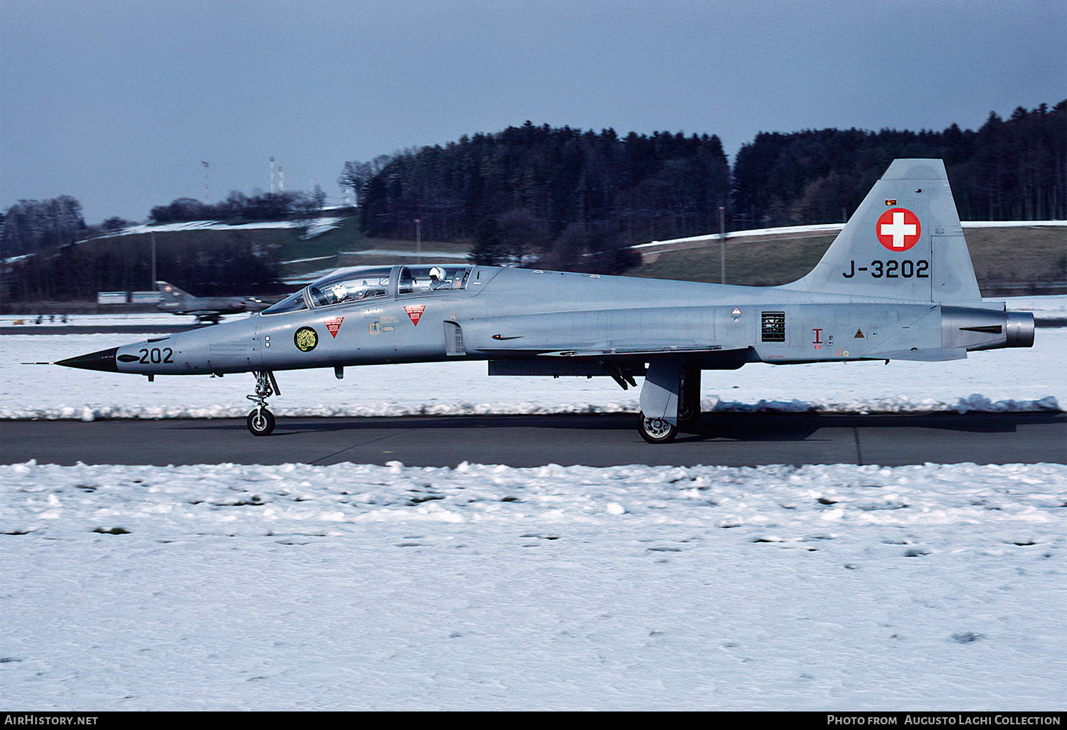 Aircraft Photo of J-3202 | Northrop F-5F Tiger II | Switzerland - Air Force | AirHistory.net #677676