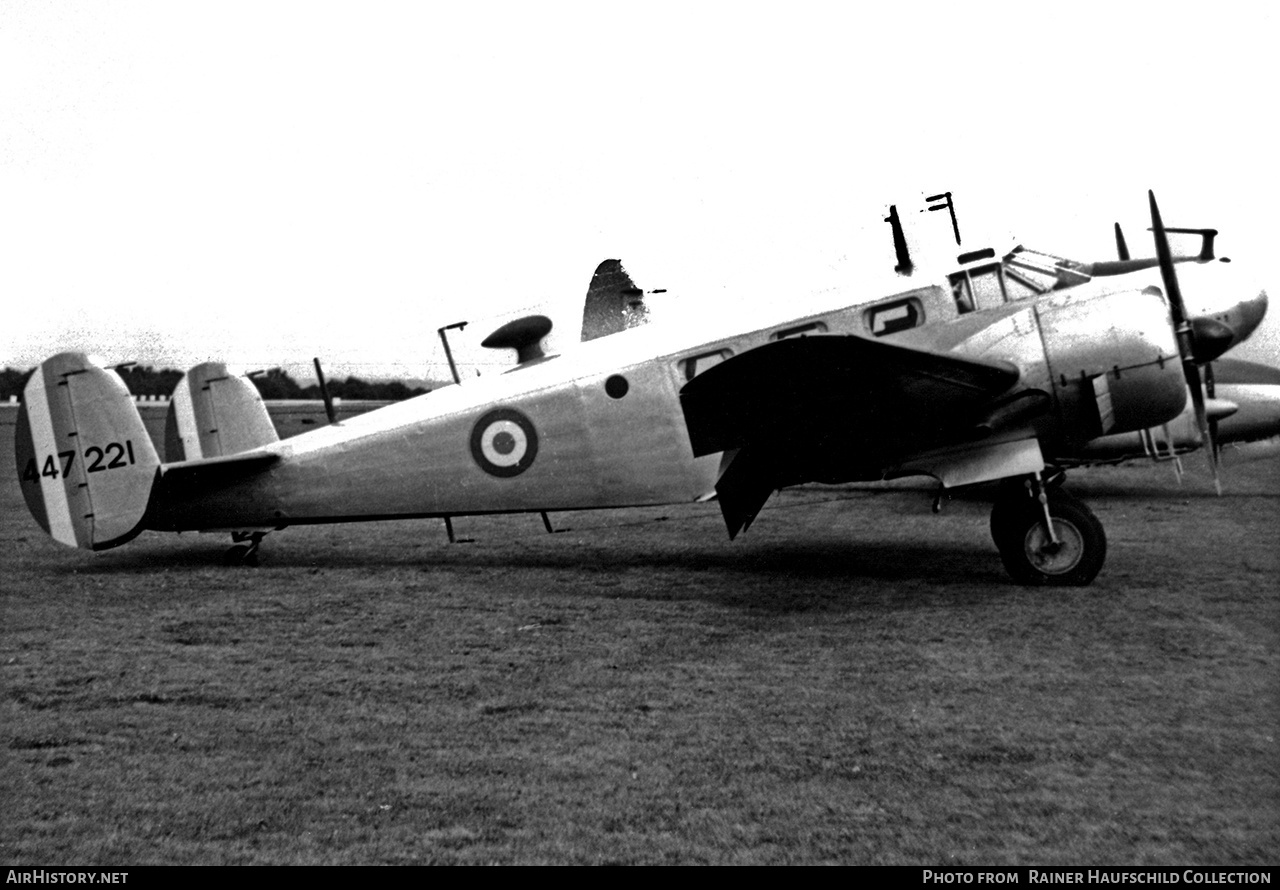 Aircraft Photo of 44-47221 / 47221 | Beech C-45F Expeditor | France - Air Force | AirHistory.net #677682