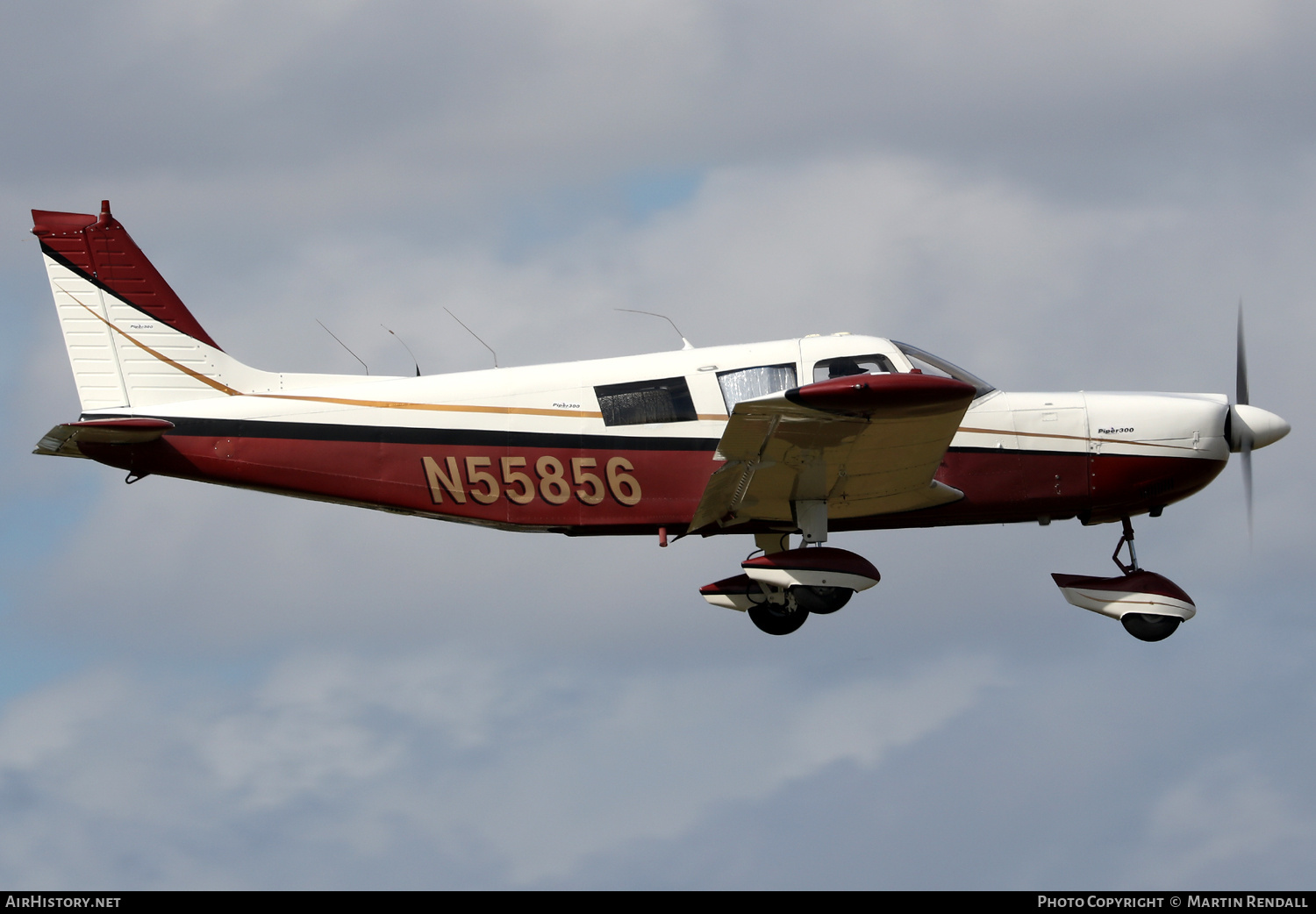 Aircraft Photo of N55856 | Piper PA-32-300 Cherokee Six | AirHistory.net #677725