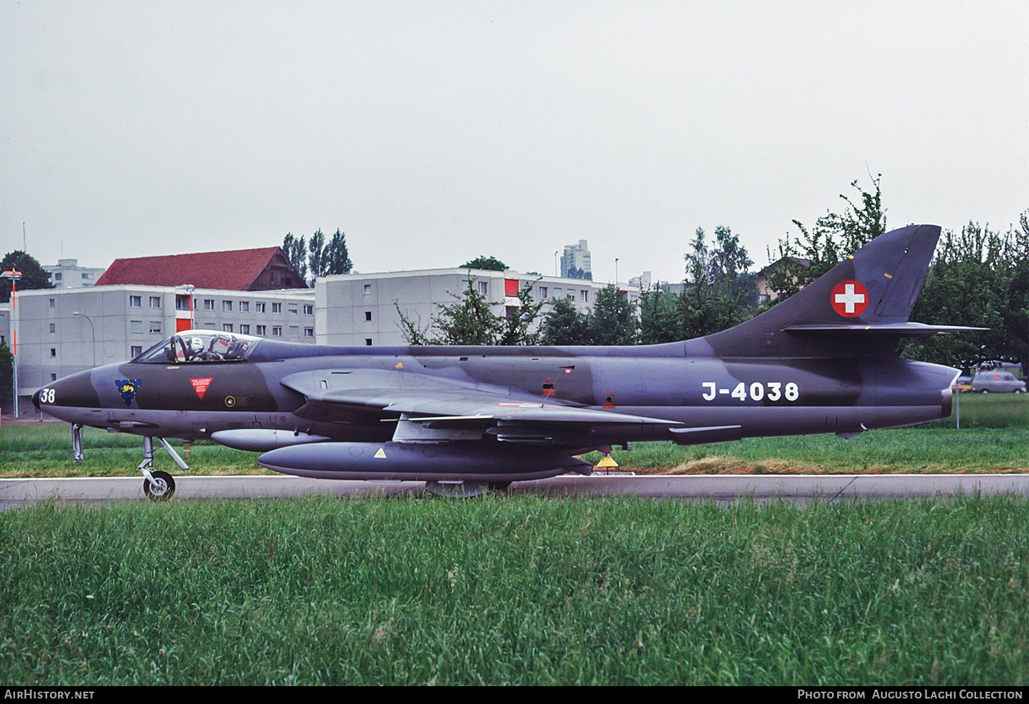 Aircraft Photo of J-4038 | Hawker Hunter F58 | Switzerland - Air Force | AirHistory.net #677845