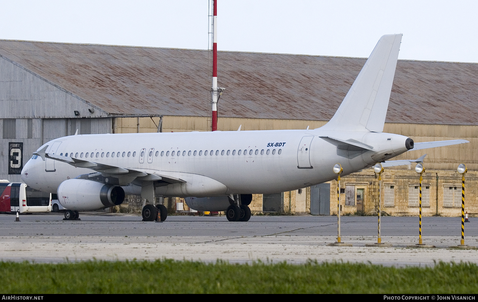 Aircraft Photo of SX-BDT | Airbus A320-232 | AirHistory.net #677890