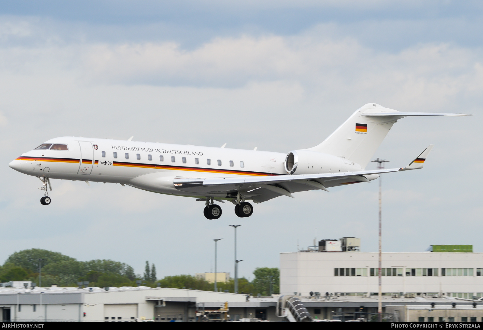 Aircraft Photo of 1406 | Bombardier Global 6000 (BD-700-1A10) | Germany - Air Force | AirHistory.net #677904