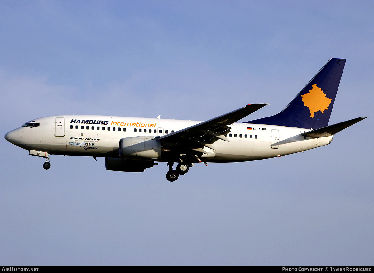 Aircraft Photo of D-AHIF | Boeing 737-73S | Hamburg International | AirHistory.net #678031