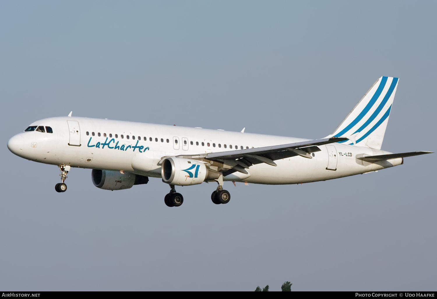 Aircraft Photo of YL-LCD | Airbus A320-211 | LatCharter Airlines | AirHistory.net #678109