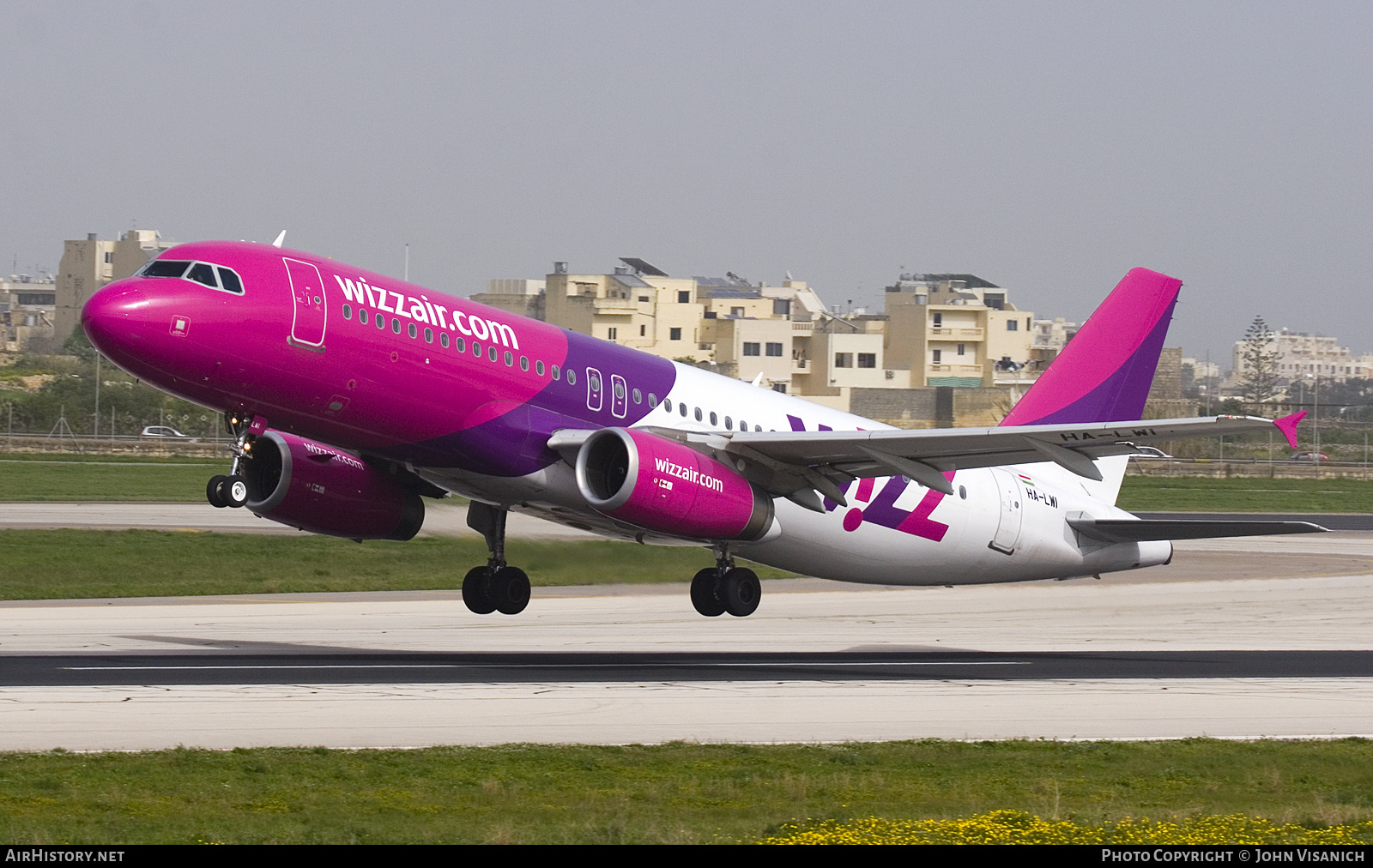 Aircraft Photo of HA-LWI | Airbus A320-232 | Wizz Air | AirHistory.net #678192