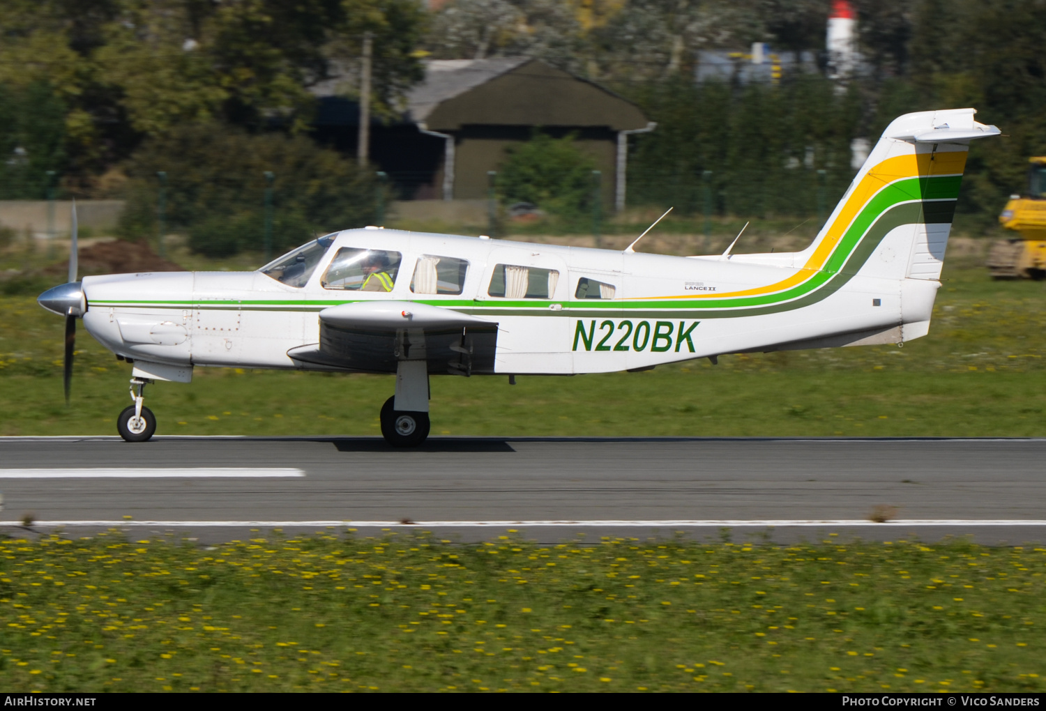 Aircraft Photo of N220BK | Piper PA-32RT-300 Lance II | AirHistory.net #678220