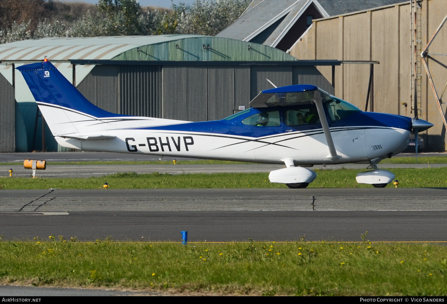 Aircraft Photo of G-BHVP | Cessna 182Q Skylane | AirHistory.net #678225