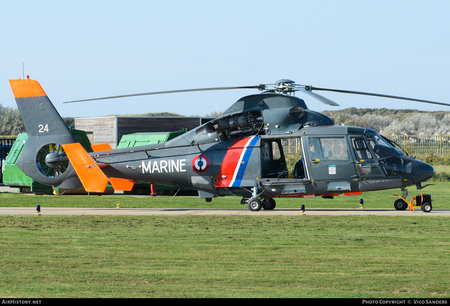 Aircraft Photo of 24 | Aerospatiale SA-365N-2 Dauphin 2 | France - Navy | AirHistory.net #678228