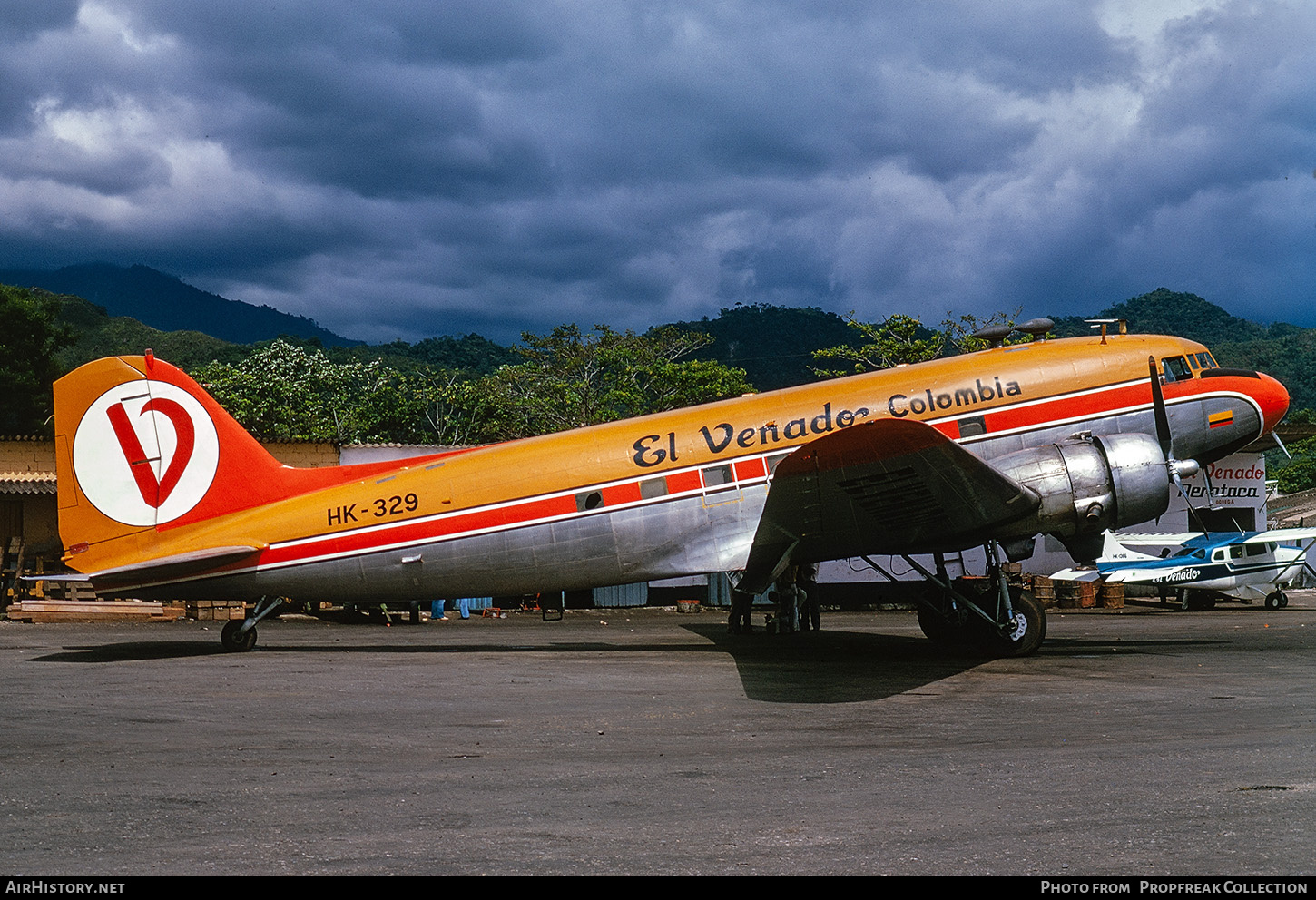 Aircraft Photo of HK-329 | Douglas DC-3... | Taxi Aéreo El Venado | AirHistory.net #678296
