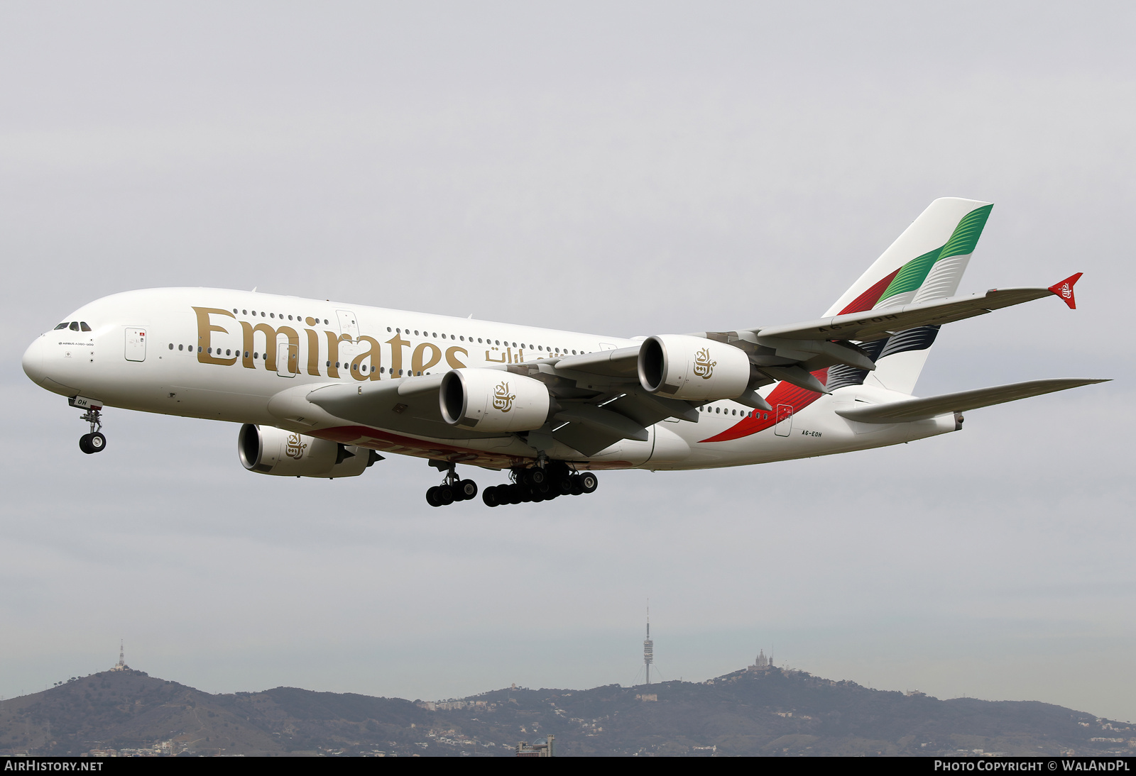 Aircraft Photo of A6-EOH | Airbus A380-861 | Emirates | AirHistory.net #678343