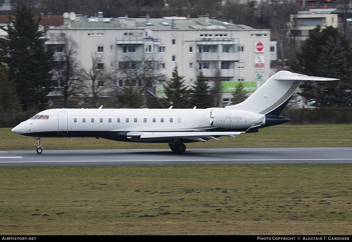 Aircraft Photo of PH-RRW | Bombardier Global 6500 (BD-700-1A10) | AirHistory.net #678366