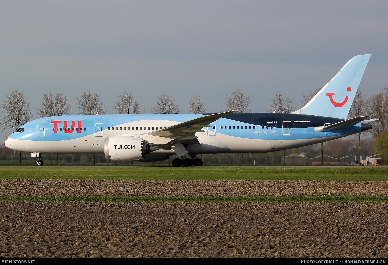 Aircraft Photo of PH-TFJ | Boeing 787-8 Dreamliner | TUI | AirHistory.net #678404