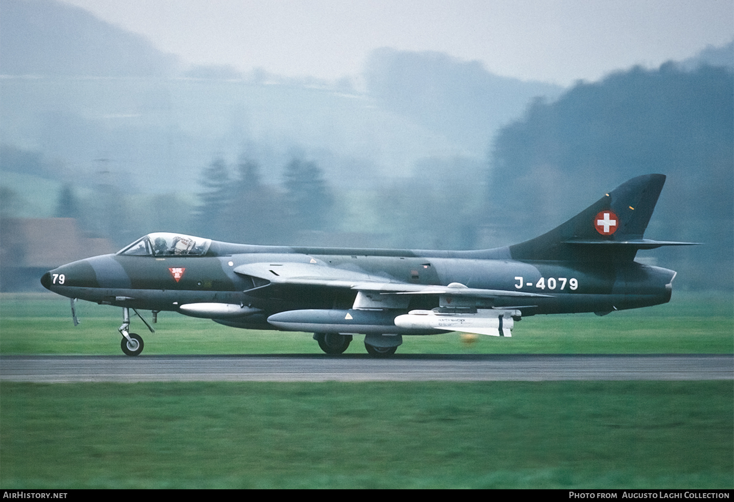 Aircraft Photo of J-4079 | Hawker Hunter F58 | Switzerland - Air Force | AirHistory.net #678410