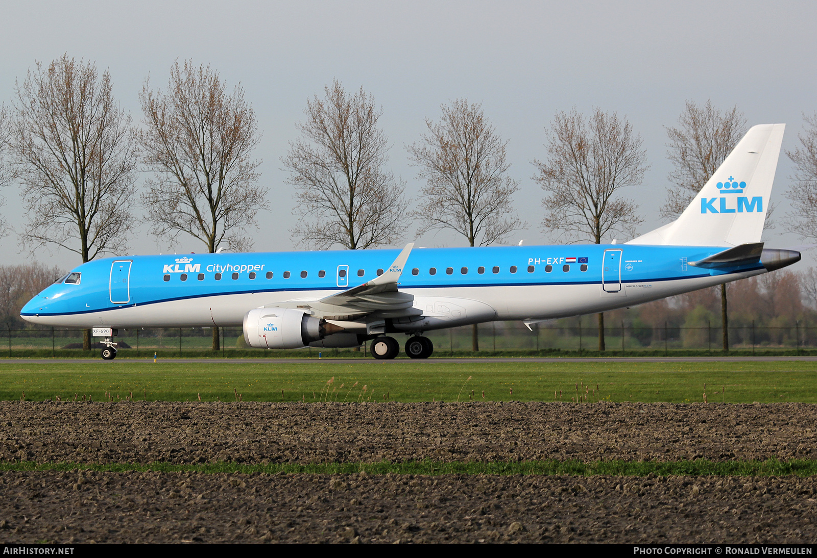 Aircraft Photo of PH-EXF | Embraer 190STD (ERJ-190-100STD) | KLM Cityhopper | AirHistory.net #678415