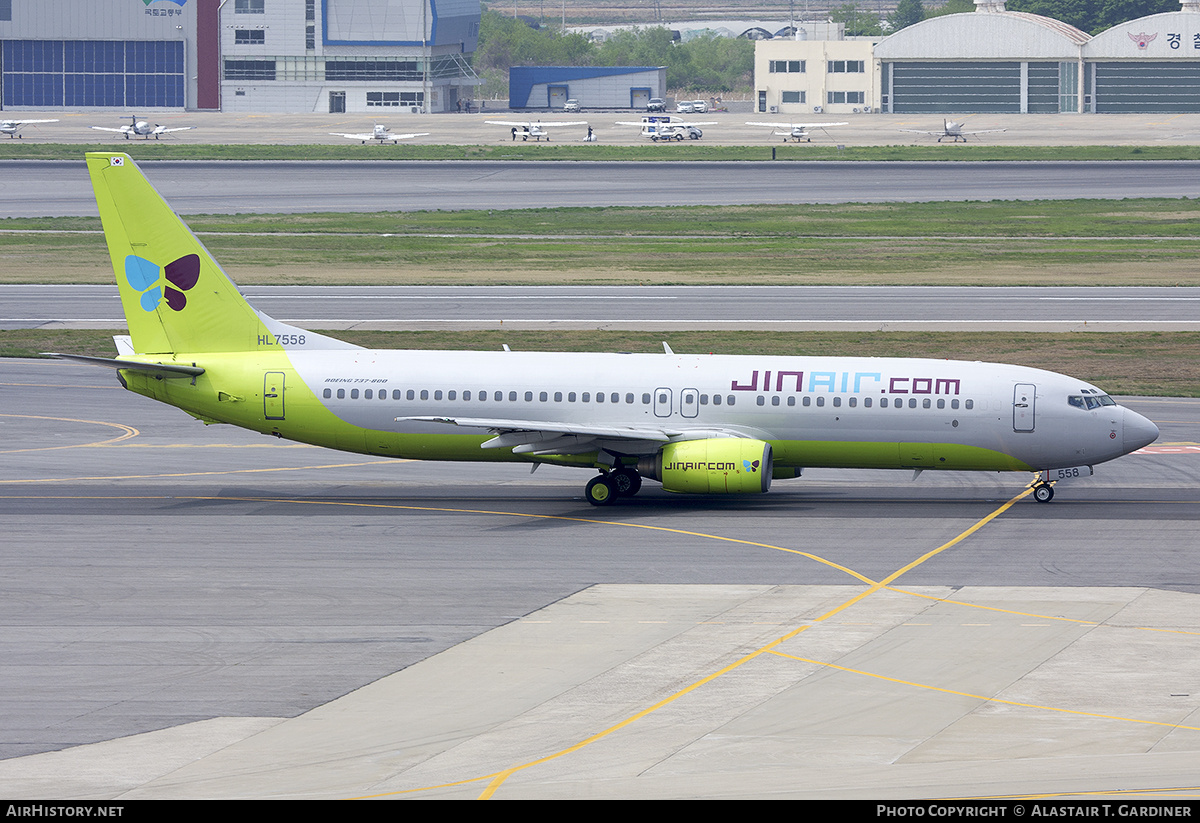 Aircraft Photo of HL7558 | Boeing 737-86N | Jin Air | AirHistory.net #678434