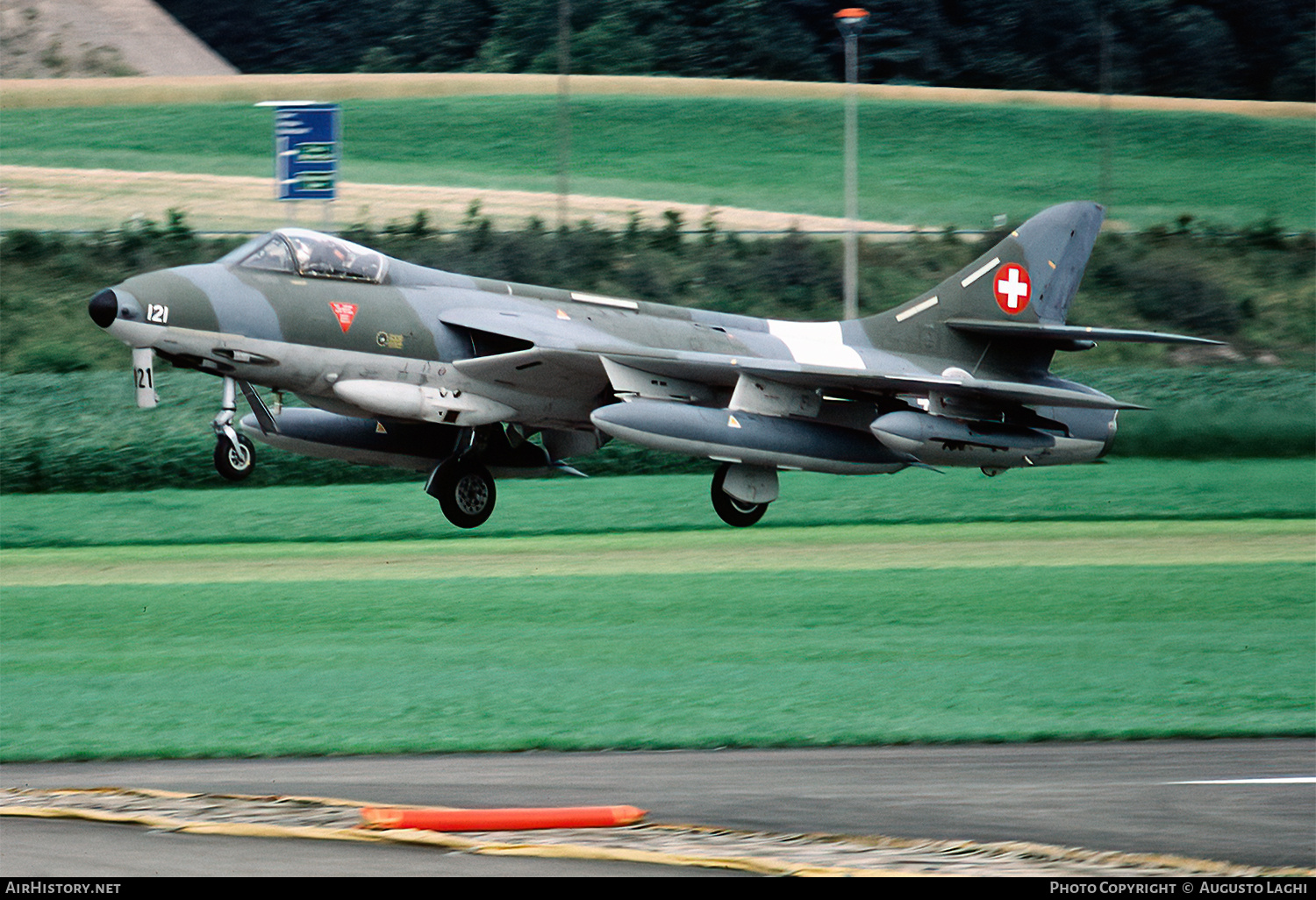 Aircraft Photo of J-4121 | Hawker Hunter F58A | Switzerland - Air Force | AirHistory.net #678495