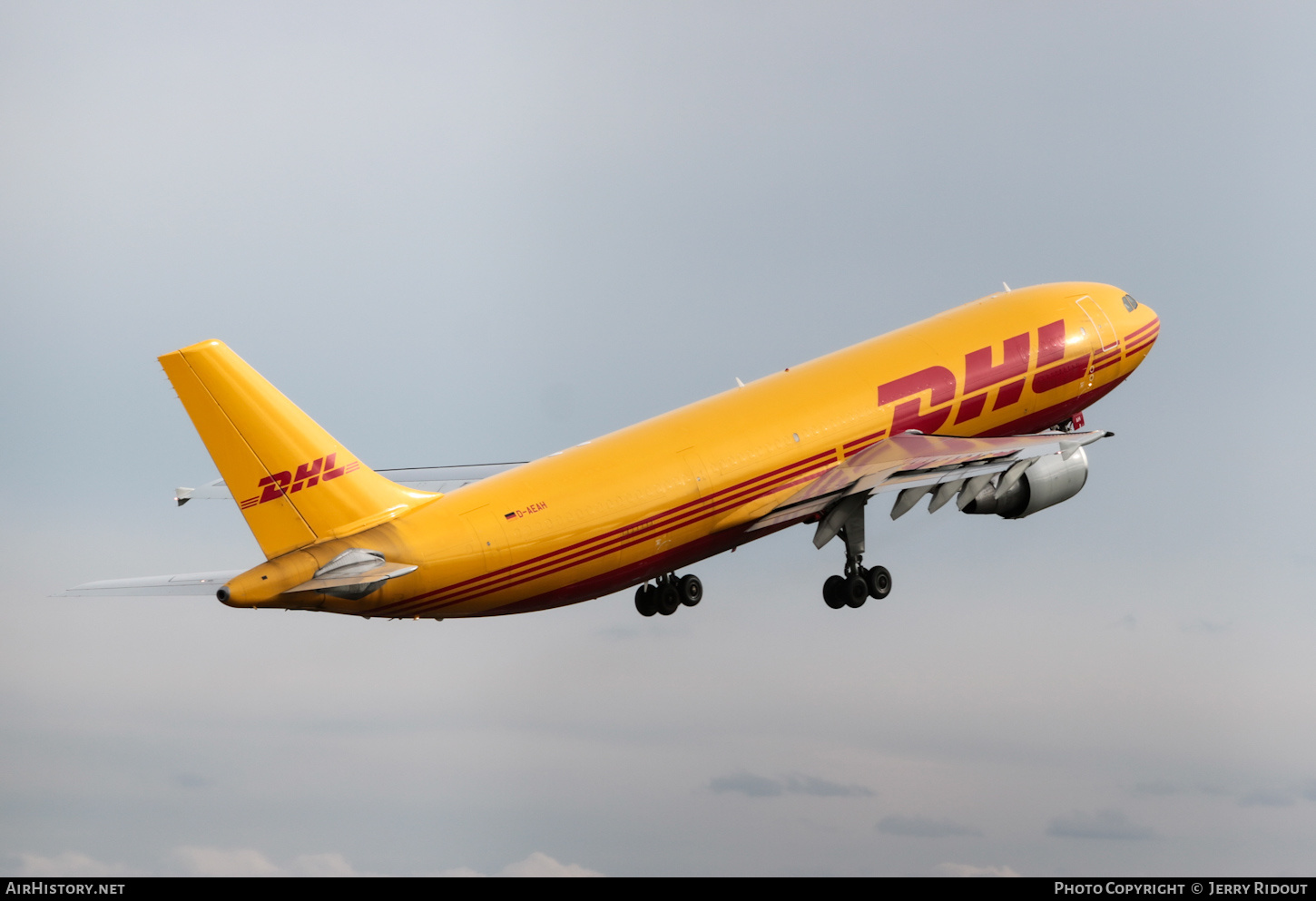 Aircraft Photo of D-AEAH | Airbus A300B4-622R(F) | DHL International | AirHistory.net #678498
