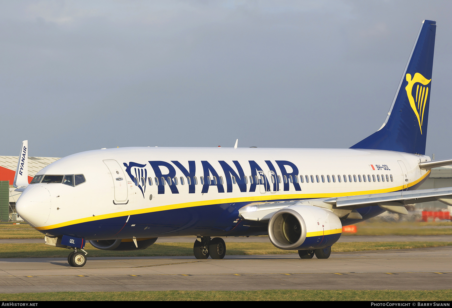 Aircraft Photo of 9H-QDL | Boeing 737-800 | Ryanair | AirHistory.net #678508