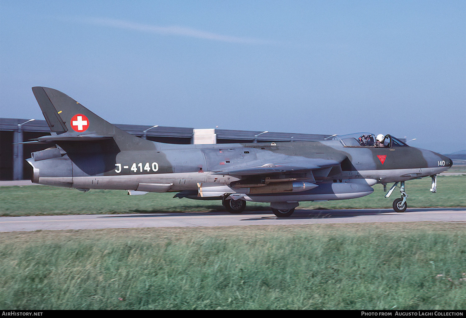 Aircraft Photo of J-4140 | Hawker Hunter F58A | Switzerland - Air Force | AirHistory.net #678542