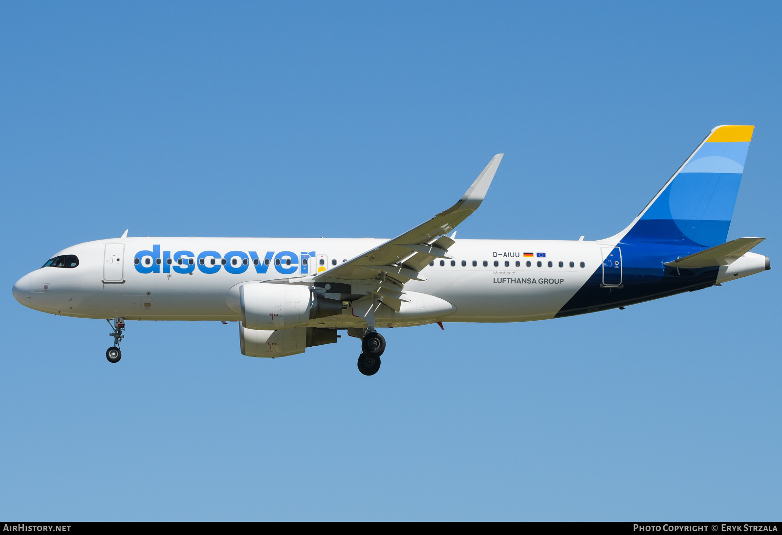 Aircraft Photo of D-AIUU | Airbus A320-214 | Discover Airlines | AirHistory.net #678563