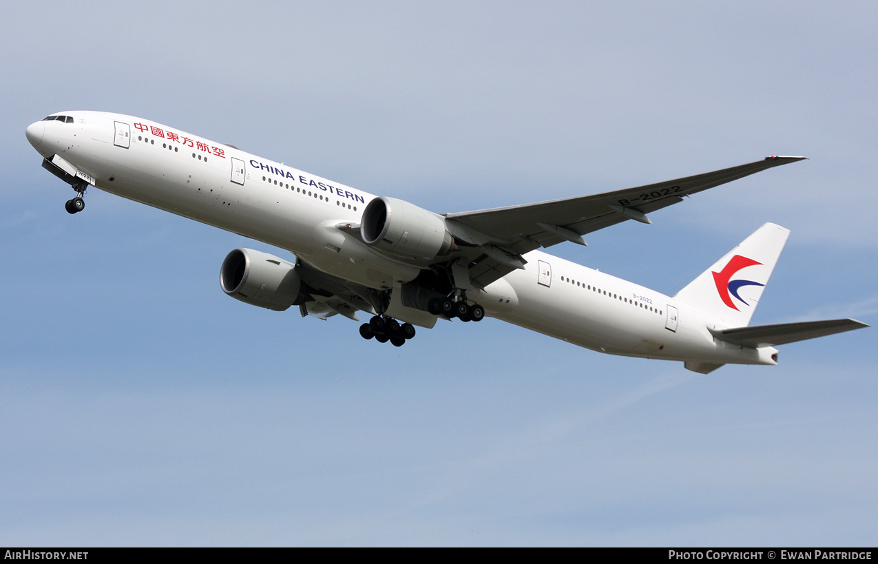 Aircraft Photo of B-2022 | Boeing 777-39P/ER | China Eastern Airlines | AirHistory.net #678574