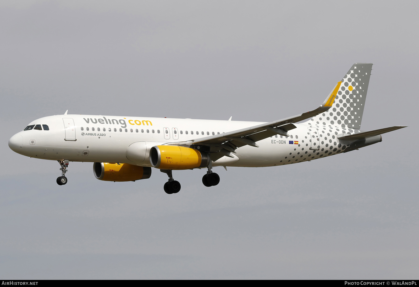 Aircraft Photo of EC-ODN | Airbus A320-232 | Vueling Airlines | AirHistory.net #678591