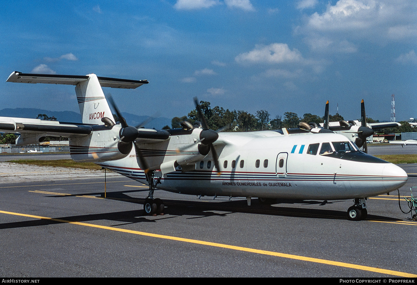 Aircraft Photo of TG-JAY | De Havilland Canada DHC-7-102 Dash 7 | AVCOM - Aviones Comerciales de Guatemala | AirHistory.net #678595
