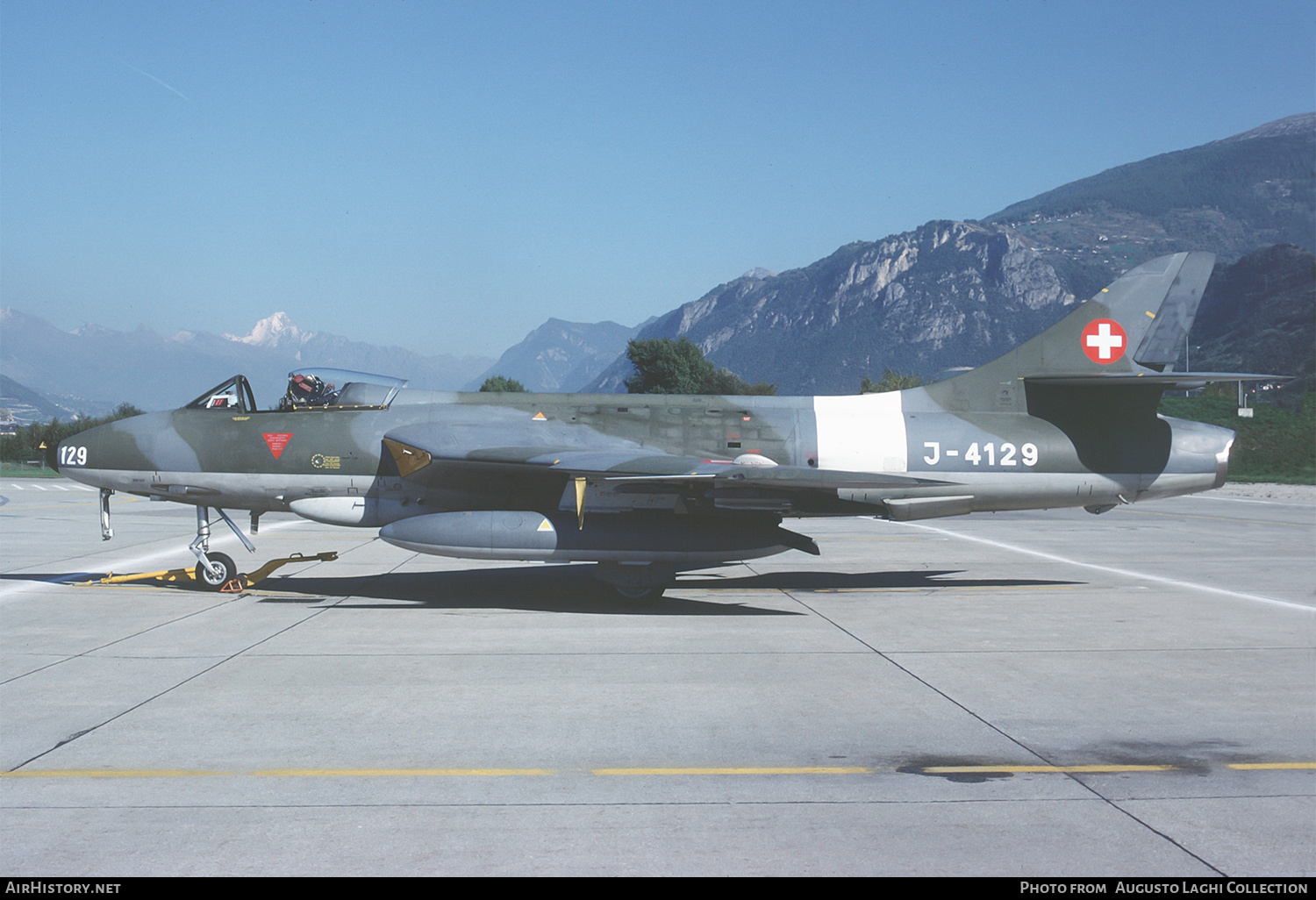 Aircraft Photo of J-4129 | Hawker Hunter F58A | Switzerland - Air Force | AirHistory.net #678599
