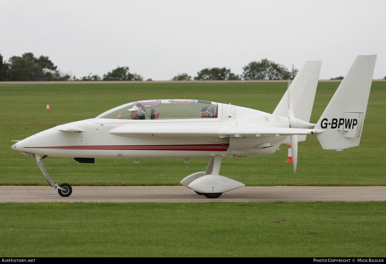 Aircraft Photo of G-BPWP | Rutan 61 Long-EZ (modified) | AirHistory.net #678676