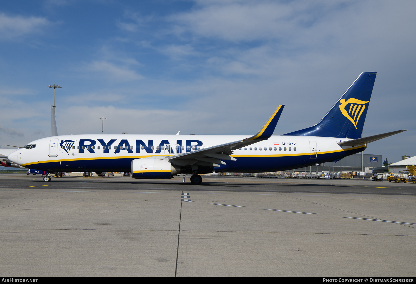 Aircraft Photo of SP-RKZ | Boeing 737-8AS | Ryanair | AirHistory.net #678709